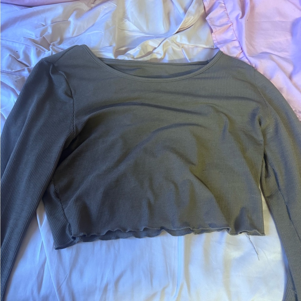 Apartment clean out!!! Mystery Women's Clothing Bundle - Picture 3 of 8
